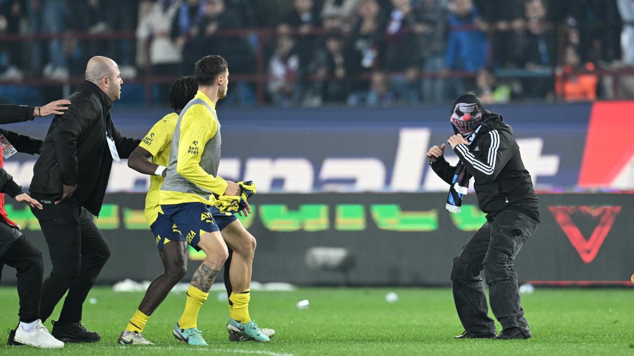 Olaylı Trabzonspor - Fenerbahçe karşılaşması